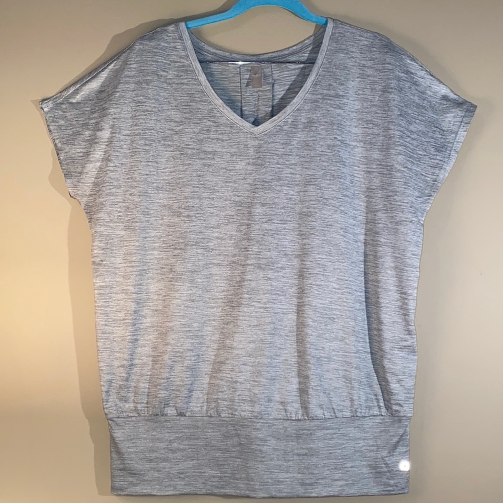 HYBA | short sleeve top